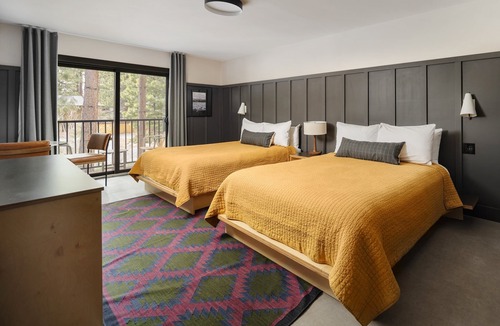 Lakeside Park Hotel | Stylish Lodge w/Outdoor Fire Pit & S'mores, Near Ski area | 3 Units