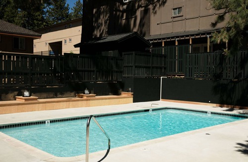 Lakeside Park Hotel | Stylish Lodge w/Outdoor Fire Pit & S'mores, Near Ski area | 3 Units