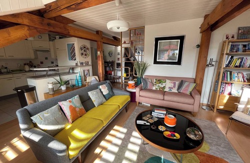 Plainpalais Apartment | Stylish Loft - Amazing Views