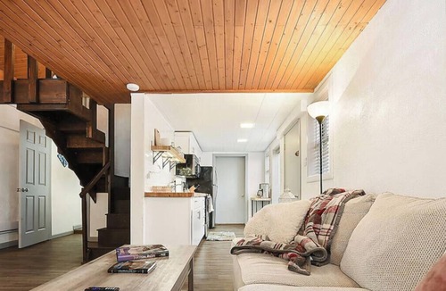 Crafton House | Stylish Loft with Deck and Parking