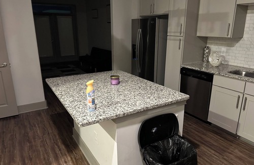 Lindbergh Apartment | Stylish luxury 1-bedroom in Buckhead with pool-view balcony -free parking