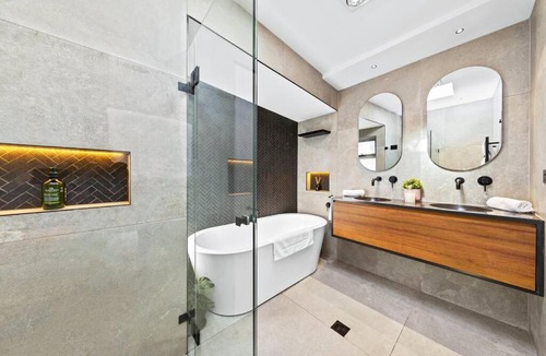 Leichhardt Villa | Stylish Luxury Sydney Home