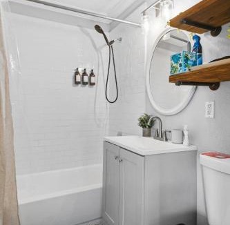 Eastside Promise Neighborhood House | Stylish MCM Home by Frost Center