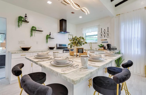 Liberty City Cottage | Stylish Miami Home: 2 Mi to Intracoastal Waterway!