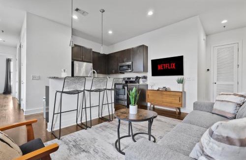 West End Apartment | Stylish Midtown Condo Near Vanderbilt & Parthenon