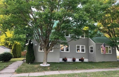 Watertown Apartment | Stylish&Modern Apartment Near Fort Drum Watertown