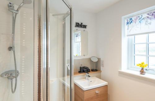 Balloch Apartment | Stylish & Modern Apartment