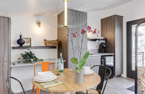 Quail Ridge Apartment | Stylish & Modern Boise Studio w/Foothills Views!