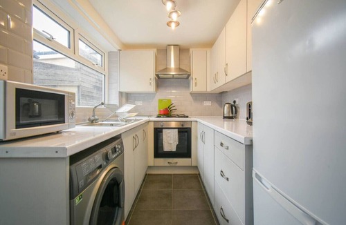 Accrington House | Stylish Modern Getaway : Lancashire