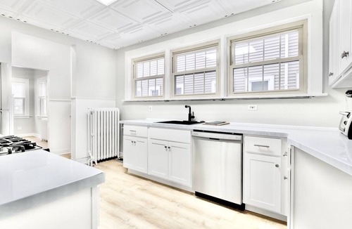 Front Park Apartment | Stylish & Modern Getaway Near Downtown Buffalo!