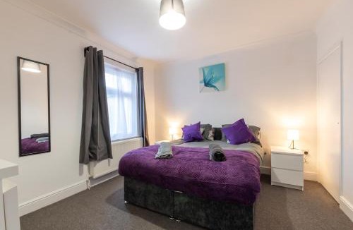 Portswood House | Stylish Modern Home, Southampton