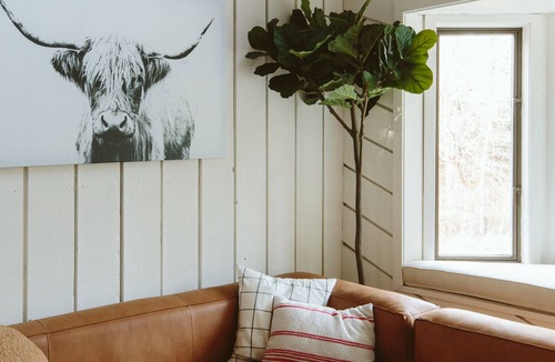 Hood River House | Stylish & Modern Hood River Retreat Near Downtown!