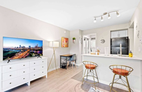 Allandale Apartment | Stylish modern studio close to Downtown and Domain