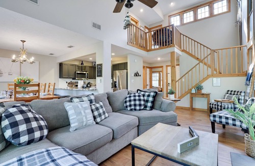 Tannersville House | 🏔️ Stylish Mountain Retreat Across from Camelback Located in the highly desirable Northridge at Camelback community, this spacious and modern home is your ideal year-round getaway.