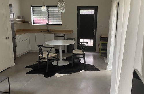 Story Apartment | Stylish new guest house in charming historic area, minutes to downtown Phoenix