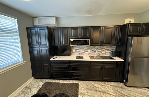 Smith Mountain Lake Condo | Stylish new studio on SML Mariners