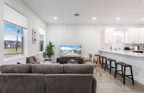 Westgate House | Stylish Newly Built Retreat