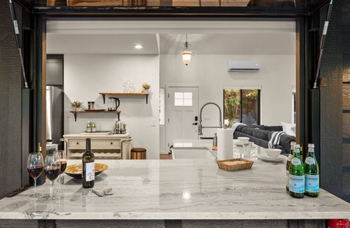 Sedona House | Stylish Oak Creek Home w/2 Suites, Spa & Firepit