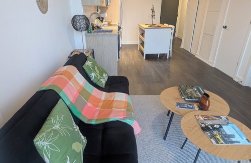 Oakville Condo | Stylish Oakville Condo to Call Home