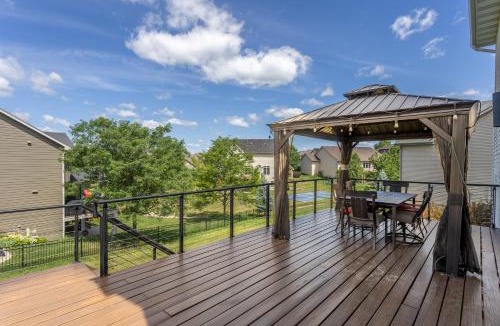 Waukee House | Stylish Oasis for Unforgettable Getaways home
