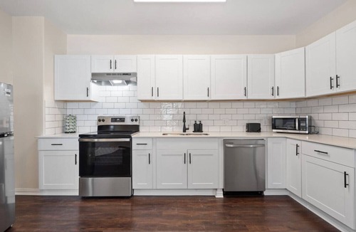 Old East Dallas House | Stylish Oasis in Dallas w/Free Parking|Ping-Pong
