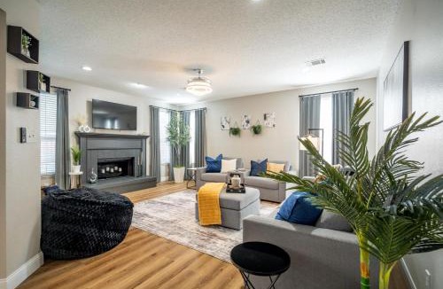 Allen House | Stylish Oasis Modern Living