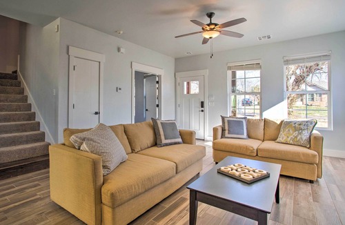 Central Oklahoma City Cottage | Stylish OKC Farmhouse w/Garden - Close to OU