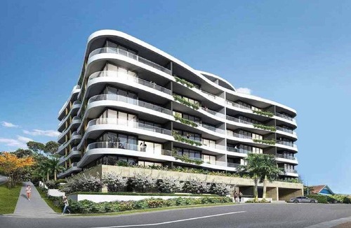 Gosford House | Stylish Penthouse with Views & Jacuzzi