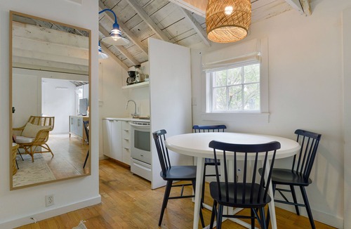 Nantucket Town Cottage | Stylish Pied a Terre