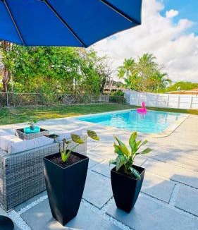 Highland Garden House | Stylish Pool Home