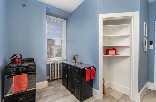 Downtown Harrisburg Apartment | Stylish, Private 2 Bed Apt