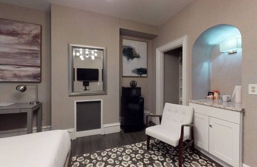 Bay Village Apartment | Stylish Private Studio in Boston!