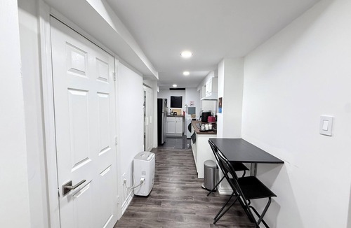 Ajax Apartment | Stylish Private Suite Steps to Lake Ontario