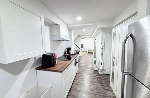 Ajax Apartment | Stylish Private Suite Steps to Lake Ontario