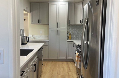 North Arroyo House | Stylish/Renovated 3B2BA Retreat