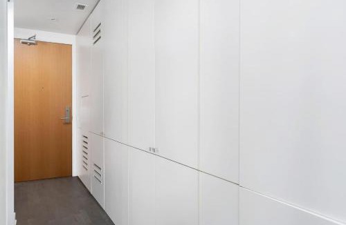 Niagara Apartment | Stylish Retreat 1BR Condo w Patio Chic Downtown