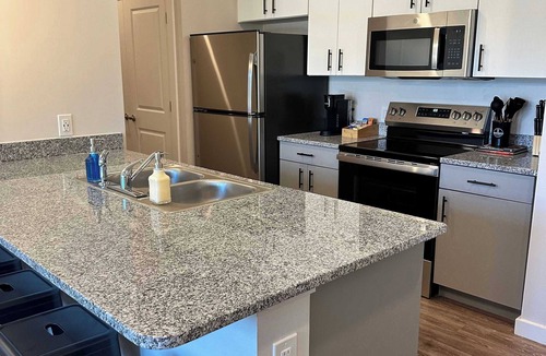 CUF Apartment | Stylish Retreat | Only 2miles to UC & Downtown Life