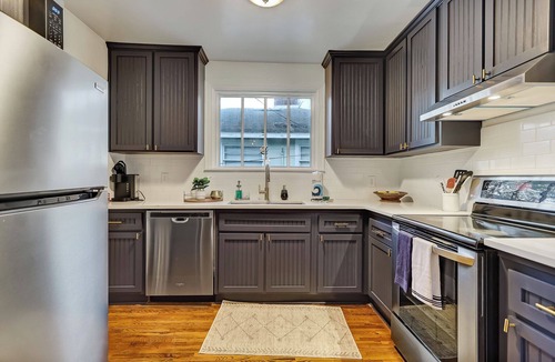 Riverside Apartment | Stylish Riverside Retreat | Hospitals Nearby