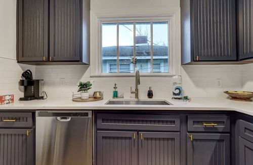 Riverside Apartment | Stylish Riverside Retreat | Hospitals Nearby