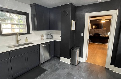 Central Area House | Stylish Salem Speakeasy Downtown