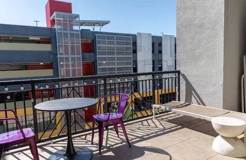 The Villas Condo | Stylish Santana Row Condo