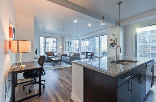 Seaport District Apartment | Stylish Seaport Apt Near Waterfront