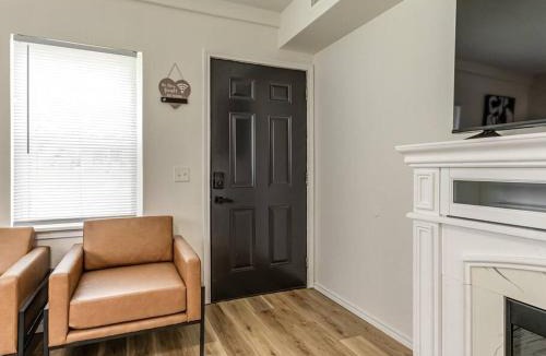 Bartlesville Apartment | Stylish & Serene Modern Retreat