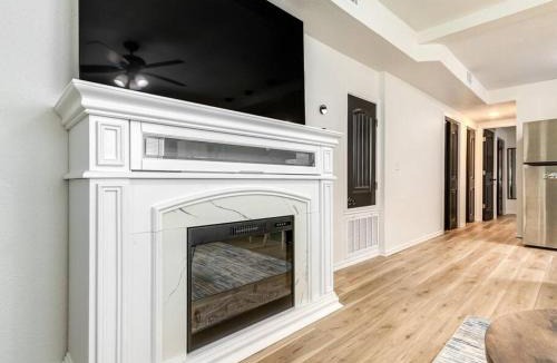 Bartlesville Apartment | Stylish & Serene Modern Retreat