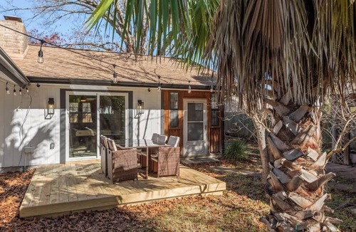 East Congress House | Stylish SoCo Group Retreat-Pets!