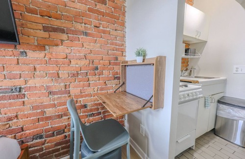 Prudential - St. Botolph Apartment | Stylish South End Studio