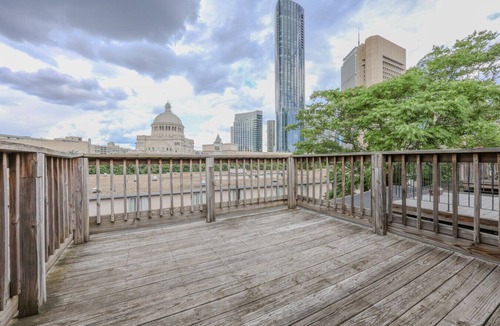 Prudential - St. Botolph Apartment | Stylish South End Studio