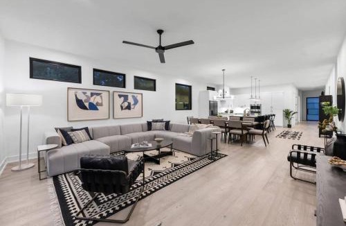 Montopolis House | Stylish Southern Home with Heated Pool