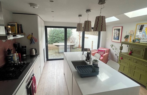 Herne Hill Apartment | Stylish & Spacious 2BD House - Brixton