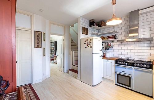 Bow West House | Stylish & Spacious 3-Bed Home in Vibrant Bow